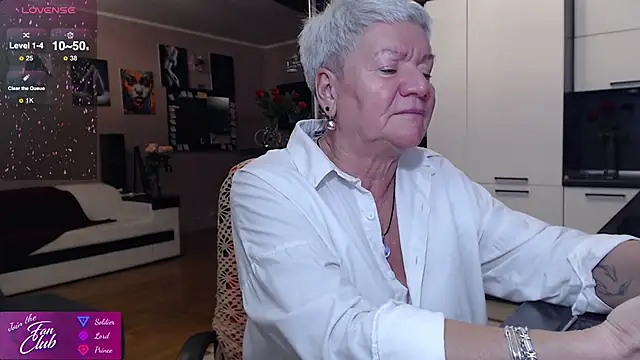 roxana brooks online show from 10/08/25, 05:54