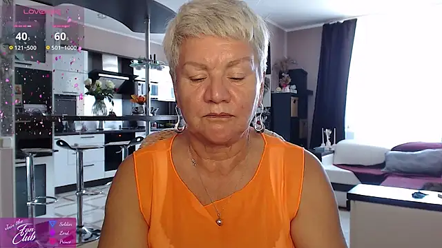 Snapshot of roxana_brooks chatting on 07/25/26, 02:25 roxana brooks online show from 07/25/26, 02:25