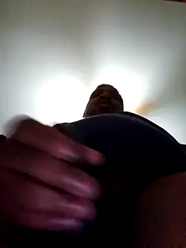 Snapshot of Ambush_Sword67 chatting on 03/20/25, 04:18 Ambush Sword67 online show from 03/20/25, 04:18