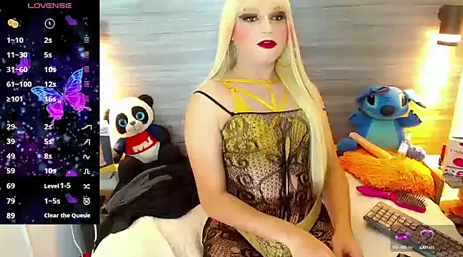 Snapshot of natashaislerxxx chatting on 02/15/25, 05:07 natashaislerxxx online show from 02/15/25, 05:07