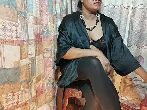 Snapshot of shani-akki chatting on 03/19/25, 05:50 shani-akki online show from 03/19/25, 05:50