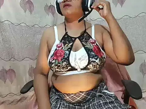 Snapshot of shani-akki chatting on 10/31/25, 06:09 shani-akki online show from 10/31/25, 06:09