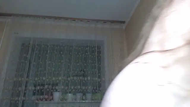 Snapshot of CumCpl chatting on 11/30/25, 10:03 CumCpl online show from 11/30/25, 10:03