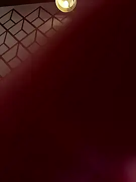 Snapshot of ValenciaShock chatting on 01/18/26, 06:50 ValenciaShock online show from 01/18/26, 06:50