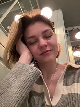 Snapshot of ValenciaShock chatting on 02/20/26, 06:48 ValenciaShock online show from 02/20/26, 06:48