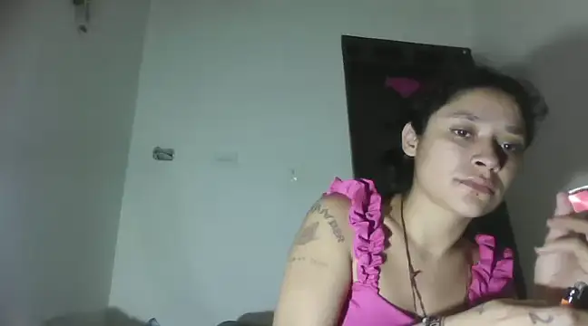 Snapshot of TamaraNauthy chatting on 01/04/25, 06:40 TamaraNauthy online show from 01/04/25, 06:40