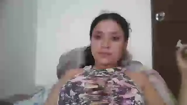 Snapshot of TamaraNauthy chatting on 01/18/25, 05:26 TamaraNauthy online show from 01/18/25, 05:26