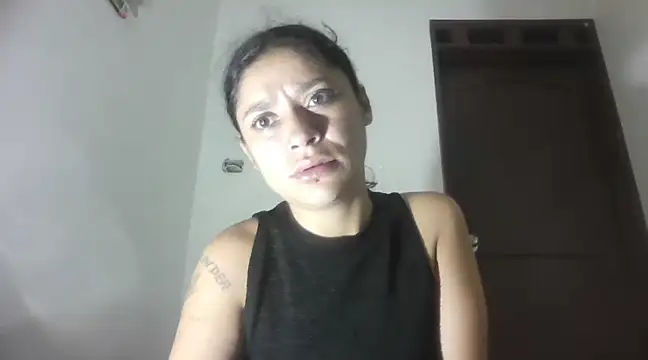 Snapshot of TamaraNauthy chatting on 02/22/25, 12:40 TamaraNauthy online show from 02/22/25, 12:40