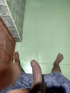 Snapshot of yo19boy chatting on 12/27/24, 10:01 yo19boy online show from 12/27/24, 10:01