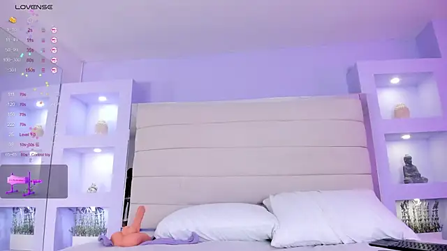 Snapshot of Isabella_Daniell chatting on 09/16/25, 03:51 Isabella Daniell online show from 09/16/25, 03:51