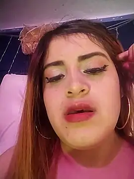 bella star21 online show from 10/02/25, 02:24