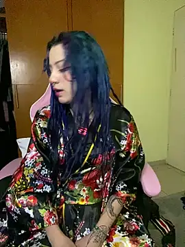 Snapshot of Lucygothic chatting on 01/22/25, 08:07 Lucygothic online show from 01/22/25, 08:07