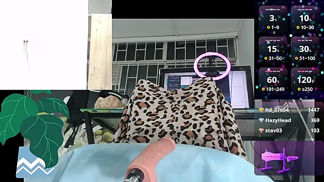 sarah escobar  online show from 01/06/25, 02:37