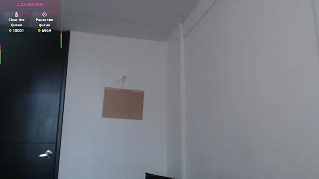 Sophi-tayson online show from 10/02/25, 06:37