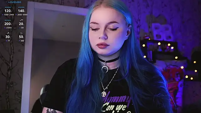 Moon Valkyrie online show from 02/01/25, 10:59