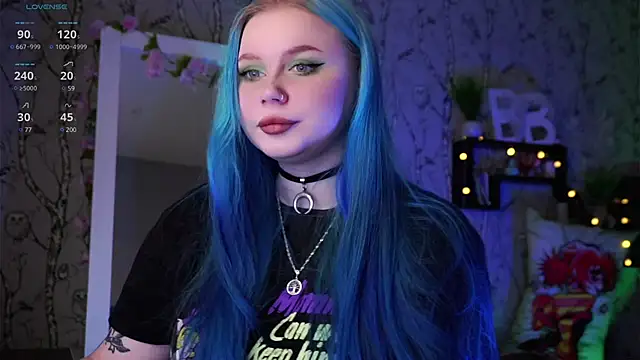 Moon Valkyrie online show from 02/20/25, 10:37