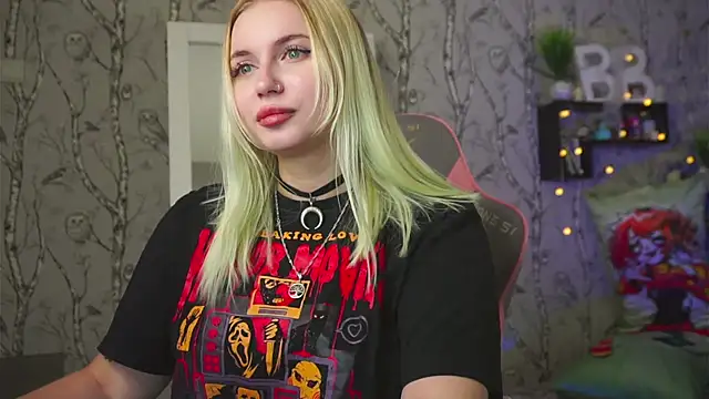 Moon Valkyrie online show from 02/03/26, 06:40