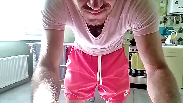 Snapshot of SexSanich chatting on 09/21/25, 11:45 SexSanich online show from 09/21/25, 11:45