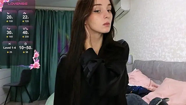 Snapshot of Silver_rains chatting on 12/14/24, 11:56 Silver rains online show from 12/14/24, 11:56