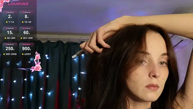 Snapshot of Silver_rains chatting on 12/26/24, 10:09 Silver rains online show from 12/26/24, 10:09