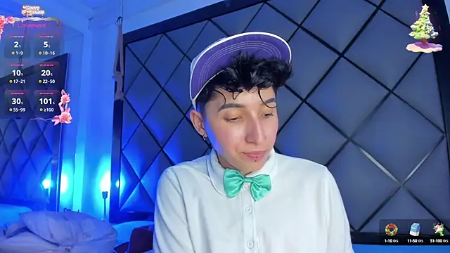 Snapshot of MikeFonsexx chatting on 12/27/24, 09:22 MikeFonsexx online show from 12/27/24, 09:22