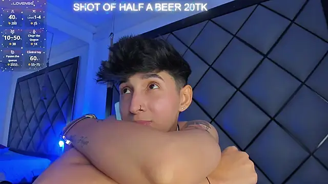 Snapshot of MikeFonsexx chatting on 12/29/24, 09:30 MikeFonsexx online show from 12/29/24, 09:30