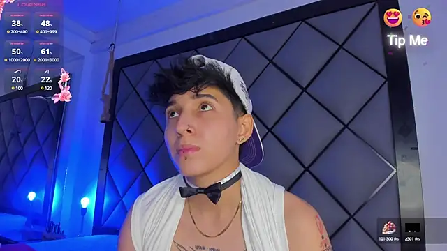 Snapshot of MikeFonsexx chatting on 01/13/25, 03:15 MikeFonsexx online show from 01/13/25, 03:15