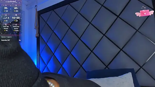 Snapshot of MikeFonsexx chatting on 01/19/25, 12:28 MikeFonsexx online show from 01/19/25, 12:28