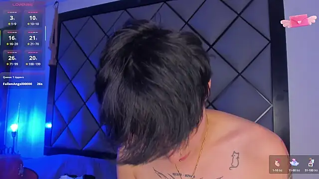 Snapshot of MikeFonsexx chatting on 02/01/25, 06:08 MikeFonsexx online show from 02/01/25, 06:08