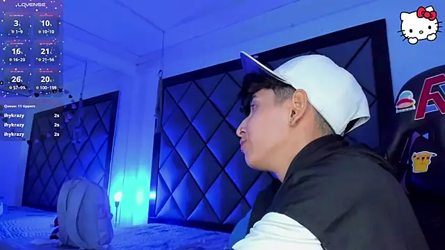 Snapshot of MikeFonsexx chatting on 03/12/25, 01:58 MikeFonsexx online show from 03/12/25, 01:58