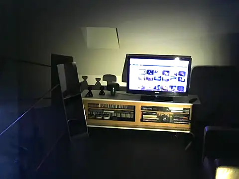 rodrigotof2000 online show from 12/14/25, 07:03