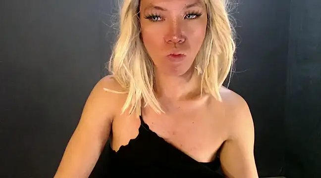 Rhianna wilson online show from 01/19/25, 11:10