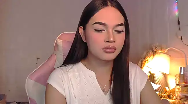 Ashely Lewis online show from 02/04/25, 12:33