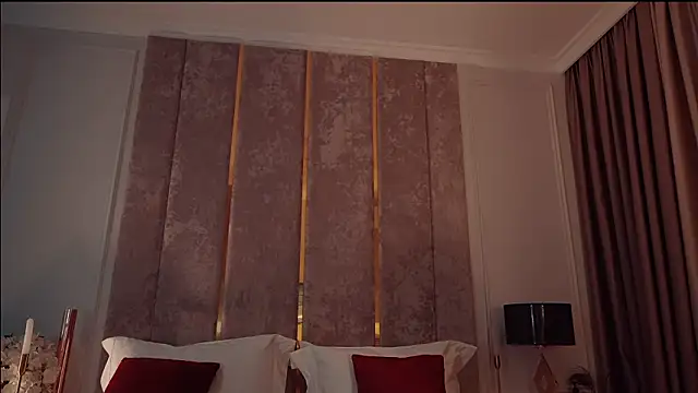 Snapshot of MilaDYstarlight chatting on 03/20/26, 06:13 MilaDYstarlight online show from 03/20/26, 06:13