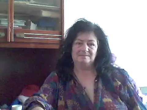 Snapshot of GypsiQueen2 chatting on 02/18/25, 10:16 GypsiQueen2 online show from 02/18/25, 10:16