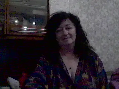 Snapshot of GypsiQueen2 chatting on 02/22/25, 04:51 GypsiQueen2 online show from 02/22/25, 04:51