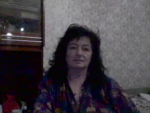 Snapshot of GypsiQueen2 chatting on 02/25/25, 07:47 GypsiQueen2 online show from 02/25/25, 07:47