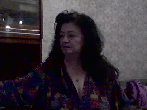 Snapshot of GypsiQueen2 chatting on 02/26/25, 08:22 GypsiQueen2 online show from 02/26/25, 08:22