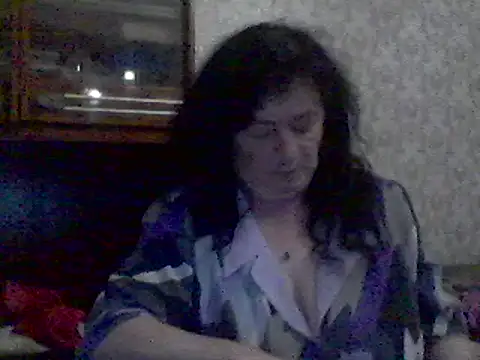 Snapshot of GypsiQueen2 chatting on 03/20/25, 05:58 GypsiQueen2 online show from 03/20/25, 05:58
