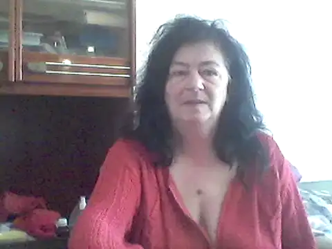 Snapshot of GypsiQueen2 chatting on 03/23/25, 08:15 GypsiQueen2 online show from 03/23/25, 08:15