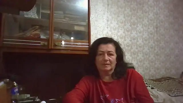 Snapshot of GypsiQueen2 chatting on 11/12/25, 03:34 GypsiQueen2 online show from 11/12/25, 03:34