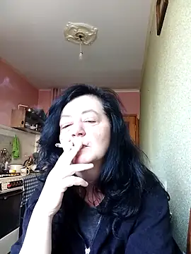 Snapshot of GypsiQueen2 chatting on 03/04/26, 07:25 GypsiQueen2 online show from 03/04/26, 07:25