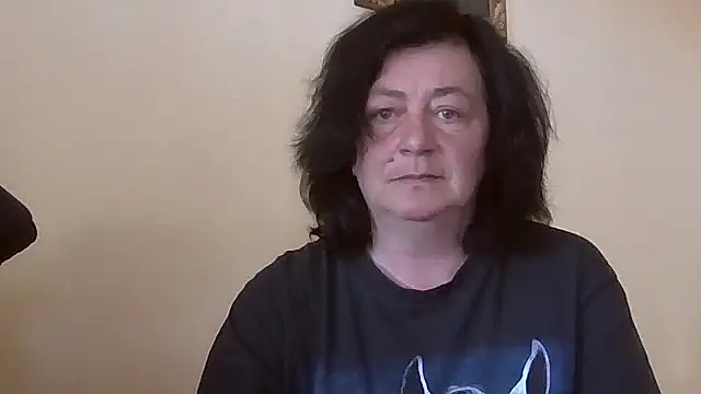 Snapshot of GypsiQueen2 chatting on 05/03/26, 03:07 GypsiQueen2 online show from 05/03/26, 03:07