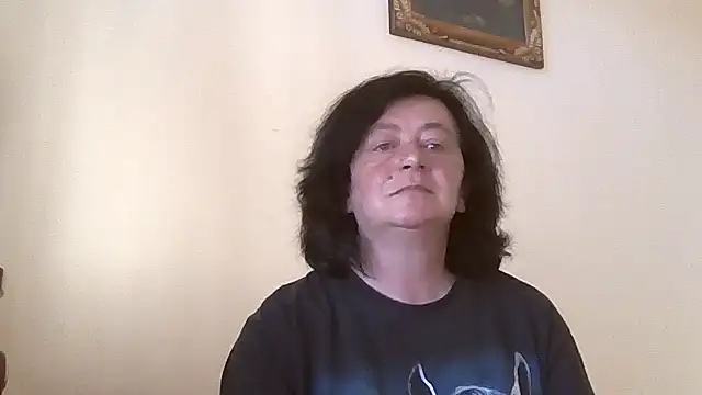 Snapshot of GypsiQueen2 chatting on 05/04/26, 03:08 GypsiQueen2 online show from 05/04/26, 03:08