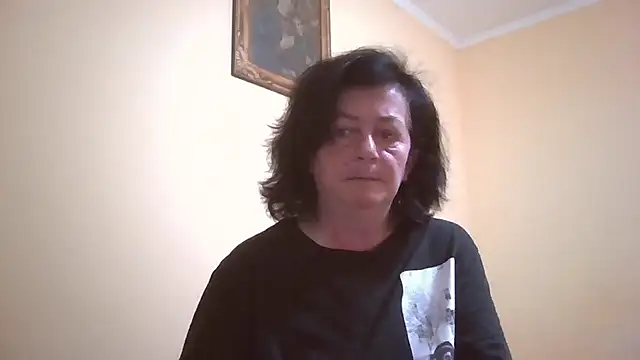 Snapshot of GypsiQueen2 chatting on 05/07/26, 06:46 GypsiQueen2 online show from 05/07/26, 06:46