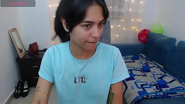 Snapshot of imSophia chatting on 04/04/26, 03:27 imSophia online show from 04/04/26, 03:27
