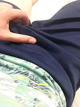 Snapshot of Nirvana-- chatting on 10/06/25, 03:37 Nirvana-- online show from 10/06/25, 03:37