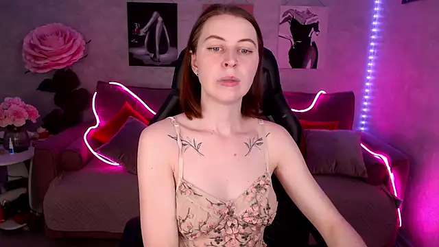 tiffany  burn online show from 03/18/25, 08:03