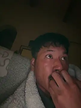 juniiorre online show from 04/08/26, 07:03