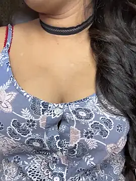 SCHOOL Girl 0 online show from 09/11/25, 09:53